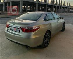 تۆیۆتا کامری